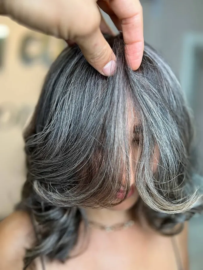 A silver colour transformation finished at Dream Cutz